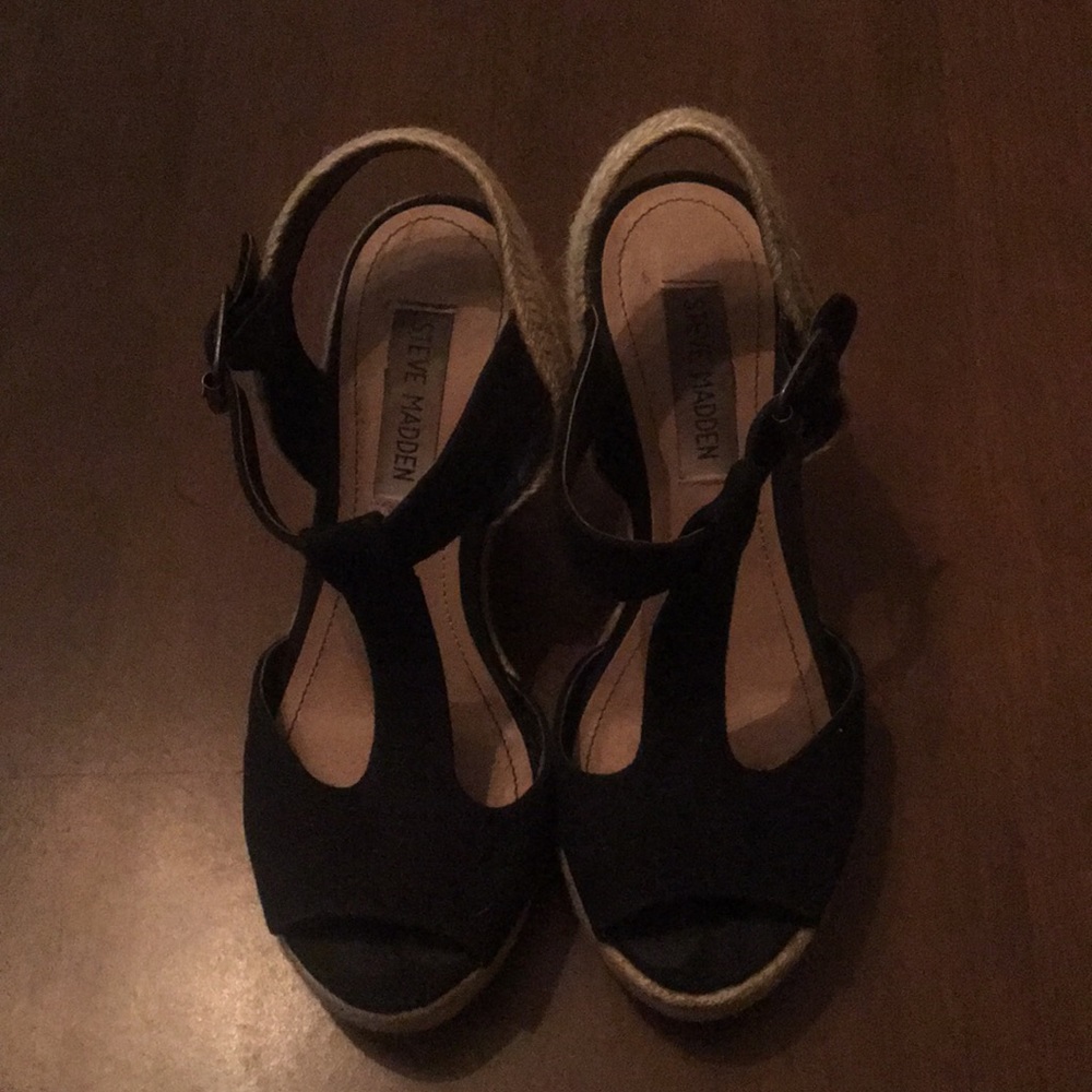 Steve Madden Black and Beige Wedges